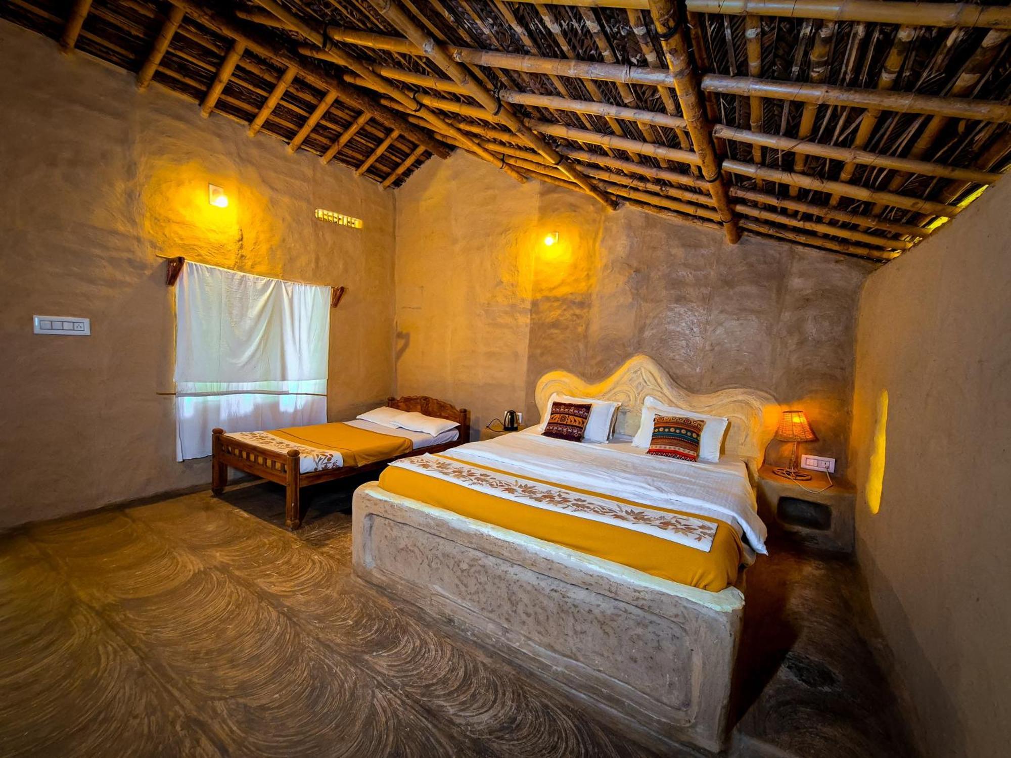 Nature Tones By Brdge Hospitality Maraiyur Exterior photo